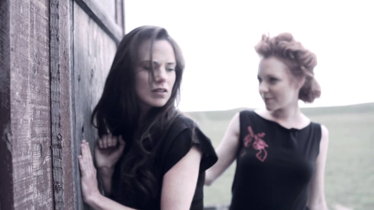 Belle Starr - Jolene (Official Video)