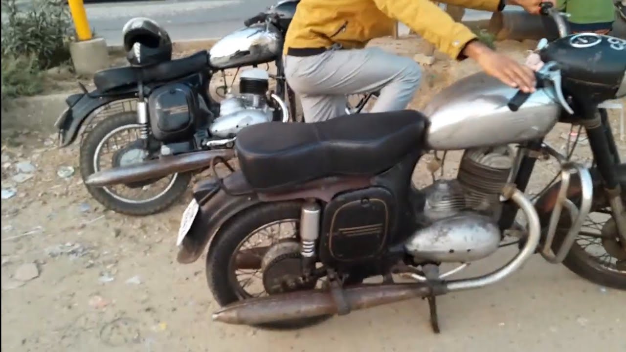 two stroke 250cc old (Jawa)1973 model starting and  rideing