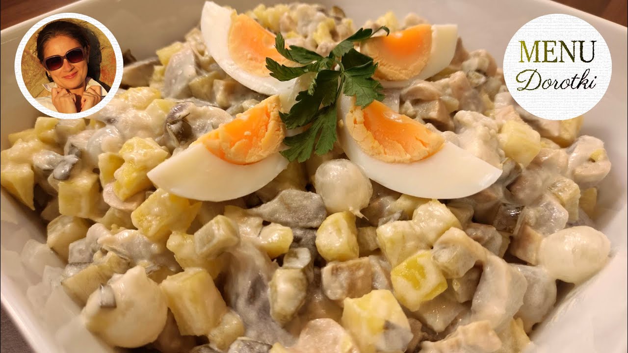 Sałatka tatarska ze śledziem podawana z jajkiem, a domowy majonez dopełni jej smaku. MENU Dorotki
