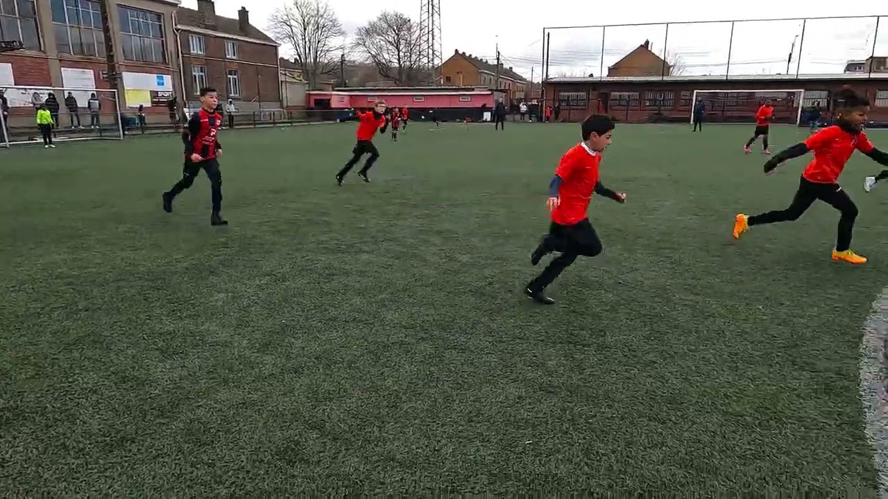 R. Ougrée F.C. - R.F.C. De Liège B (U11 1ère Mi-temps)