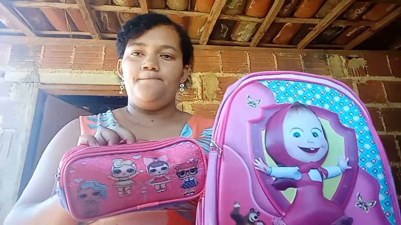 Comprei a bolsa das crianças da escola 🏫🥰