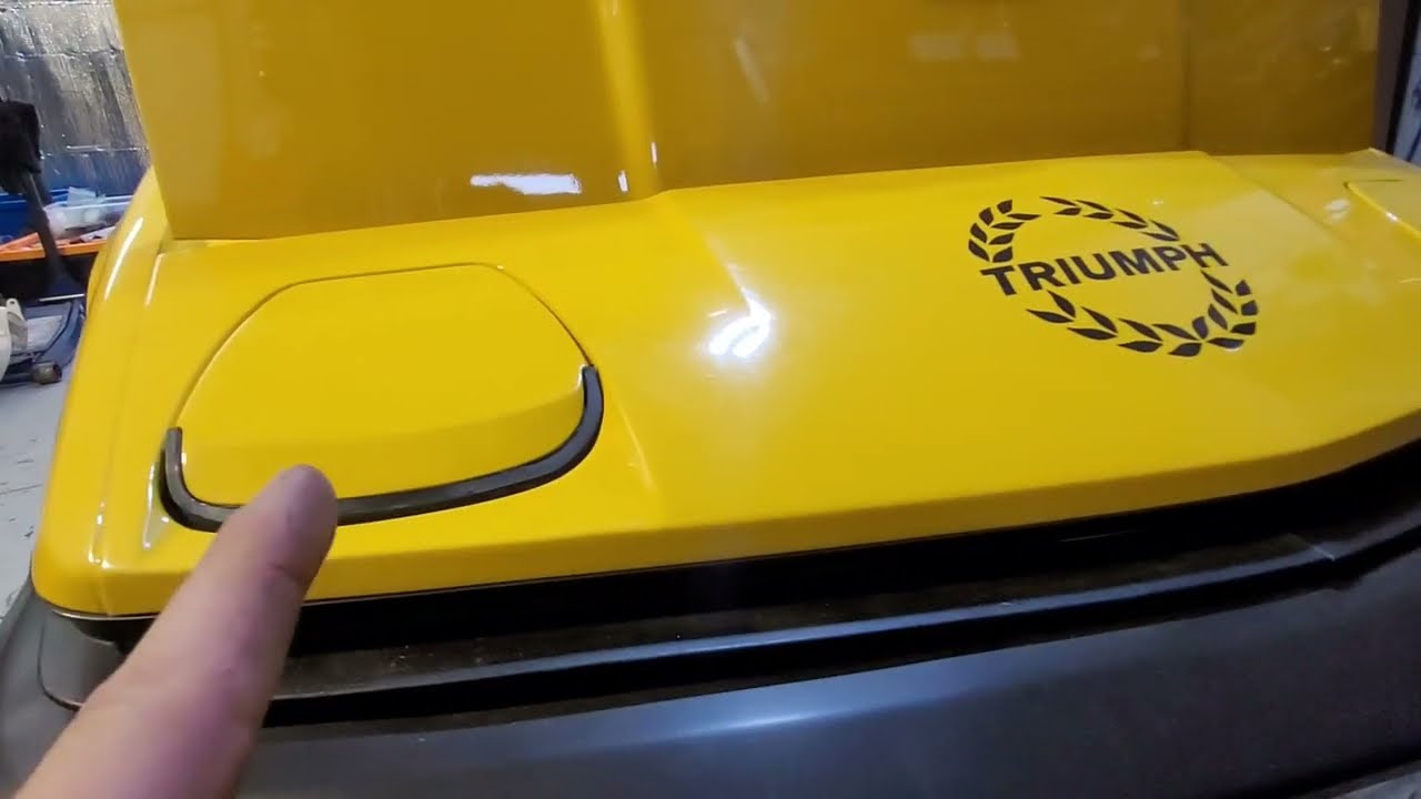 Fitting L.E.D lights to a Triumph TR7