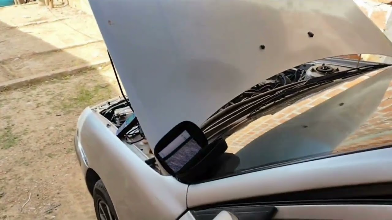 Escaneo de vehículo Mazda 626 Milenio modelo 2000.