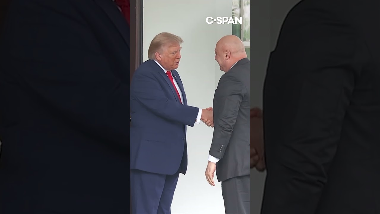 Lebanese president arrives at White House