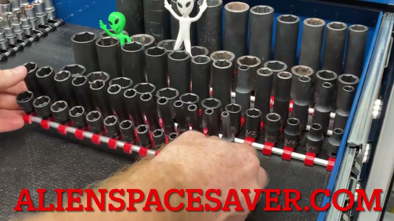 Alien Space Saver socket organizer