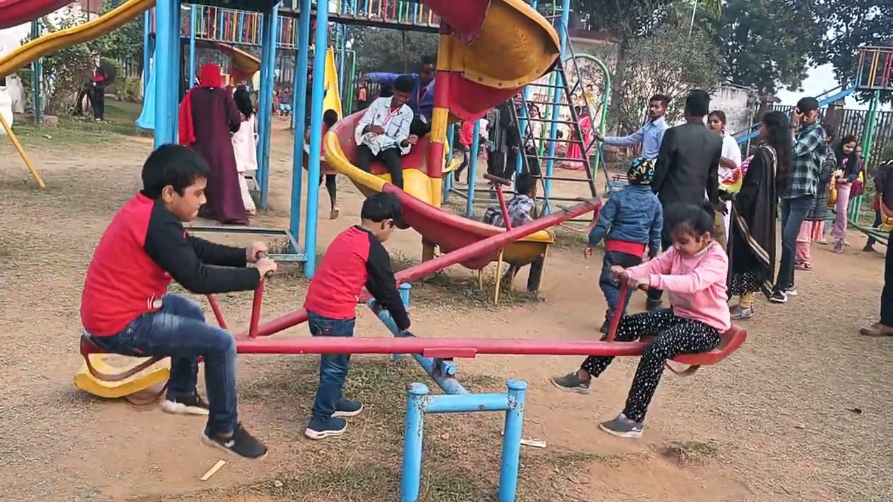 SEESAW aur bhai ki badmasi #seesaw先 #masti