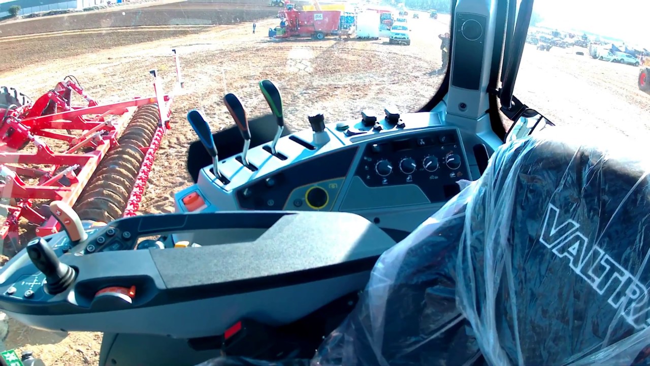 2018 Valtra N124 HiTech 4.4 Litre 4-Cyl Diesel Tractor (124HP/125HP) With S-G5 Loader