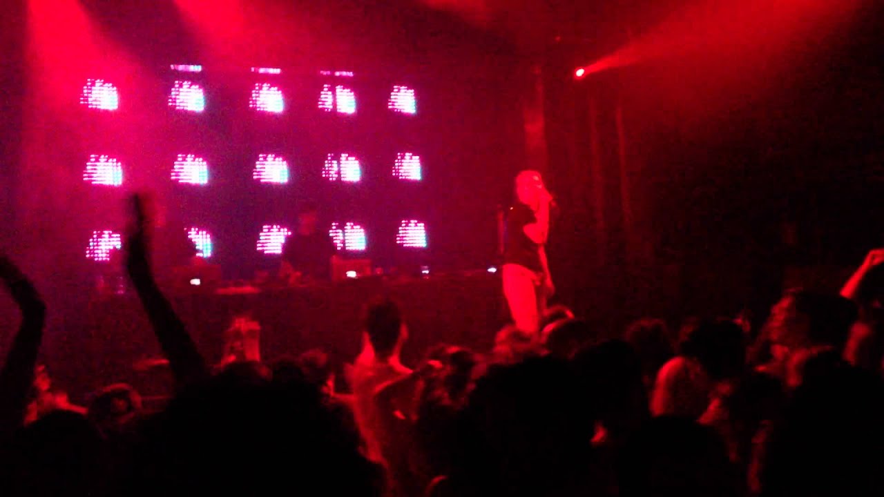 Tok Tok VS. Soffy O - Missy Queen's Gonna Die @live
