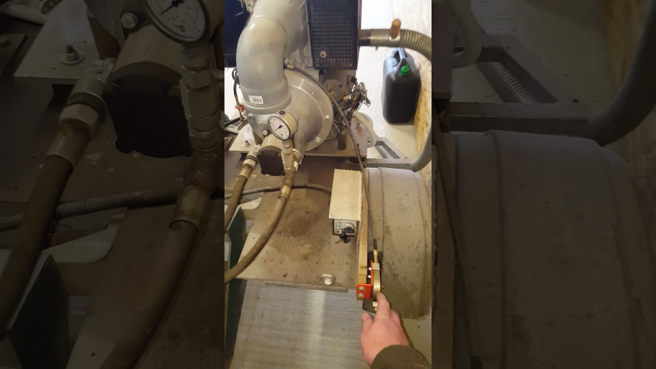 Hatz Holzspalter Dieselspalter 18t fahrbar