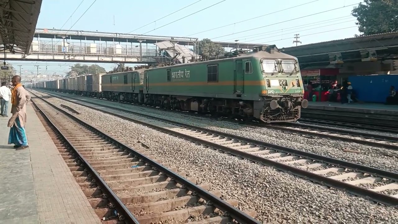 Wag 9 pull Good train 🚃🚂 #wag9 #goodstrains #maalgadi #indianrailways 