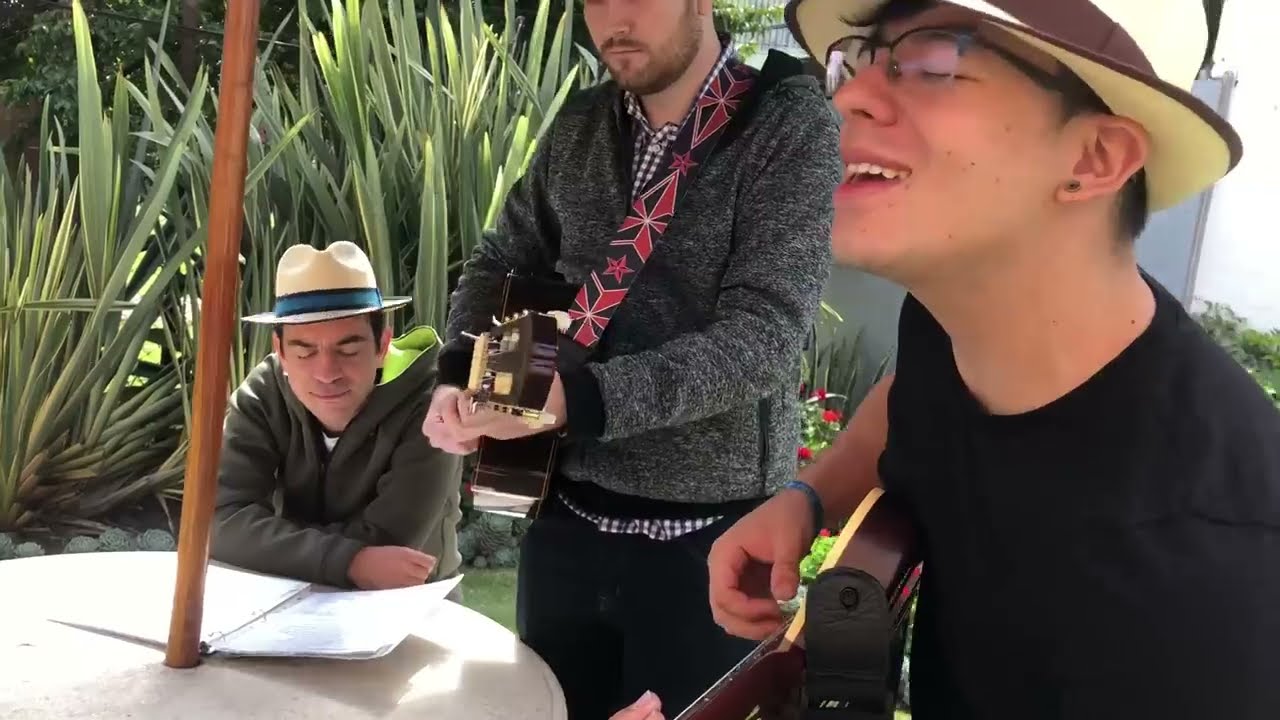 TE BUSCO, de Victor Victor, cantado por Fray Alejandro Tobón, OCD y sus amigos.