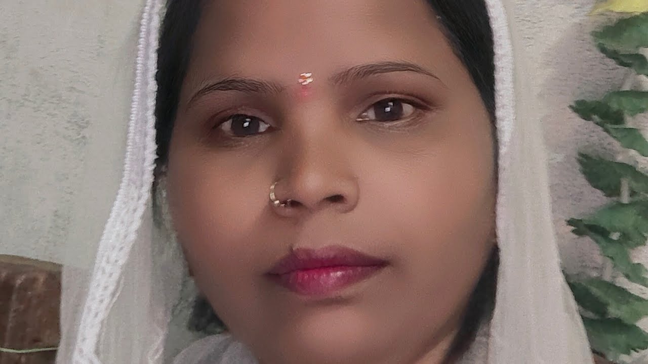 official Geeta Devi  लाइव है!