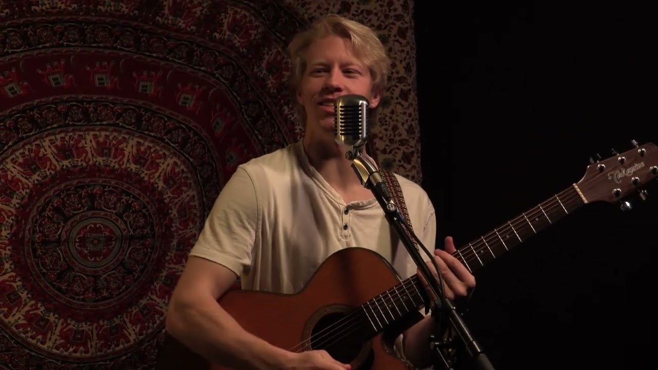 WEDNESDAY. KBLU Live Session