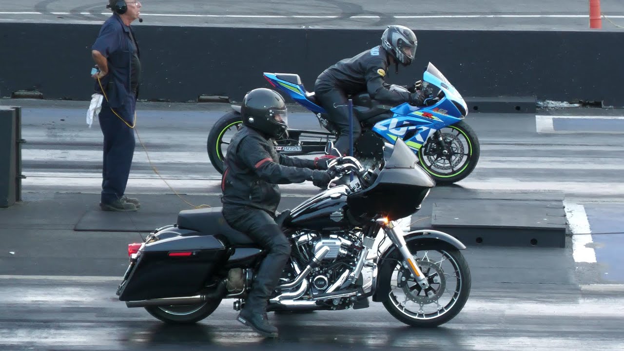 Harley-Davidson против Suzuki GSXR