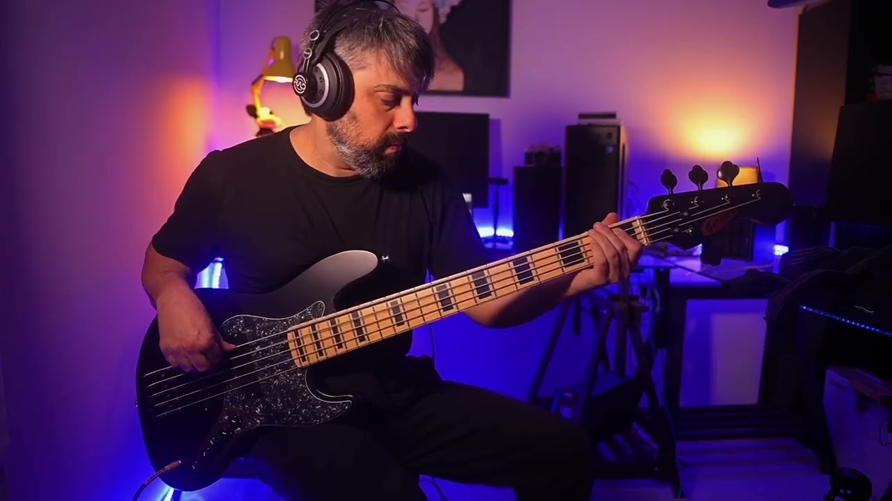 COVER ARETHA FRANKLIN COM BASS GARCIAS