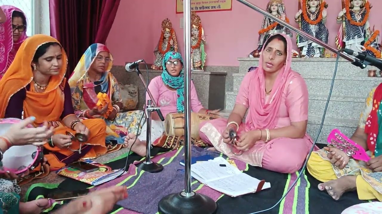 🌺🌺 एकादशी पर तुलसी मैया का न्यू भजन 🌹🌹 लाइक कमेंट सब्सक्राइब 🙏🙏