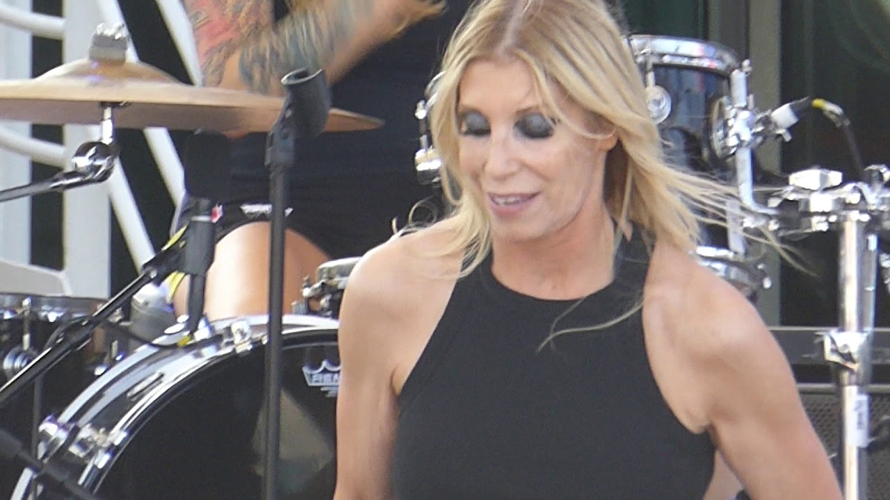 FEMME FATALE - Falling In And Out Of Love - Monsters of Rock Cruise 2019 (Pool stage)