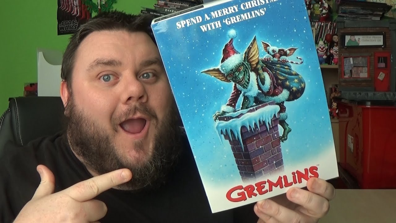 Gremlins Santa Stripe and Gizmo Ultimate NECA Action Figure Unboxing Review