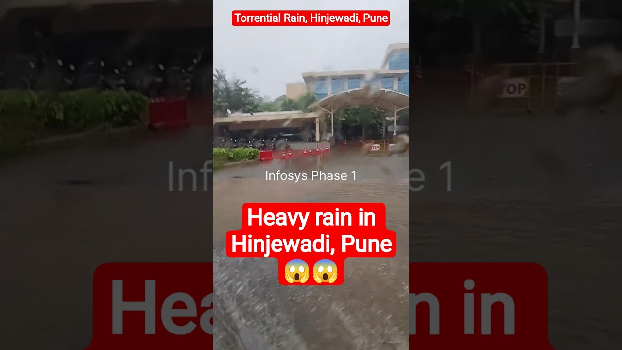 😱🌧️ Torrential rain in Hinjewadi Pune creating rivers and lakes on the road #shorts #viral #rain