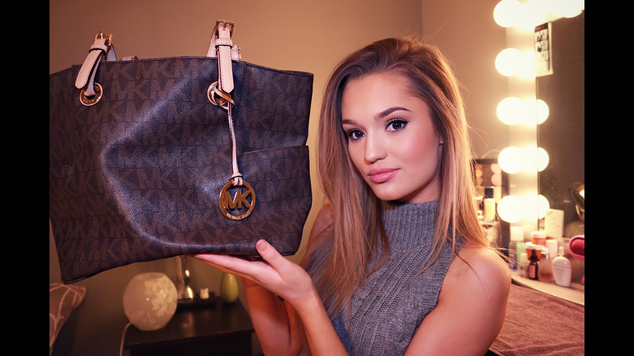 Whats in My Carry On Bag