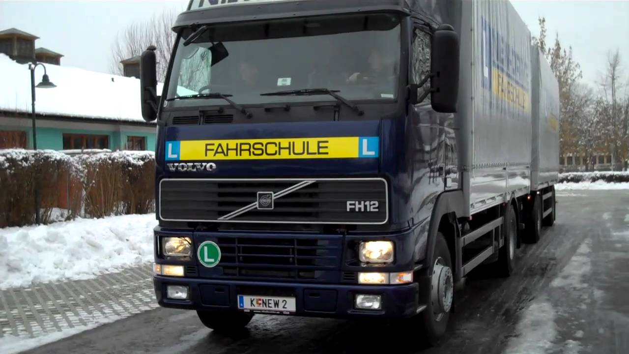 Fahrschule NEW-DRIVE LKW Fahrstunde Yvonne - Perfektes Anhängerschieben