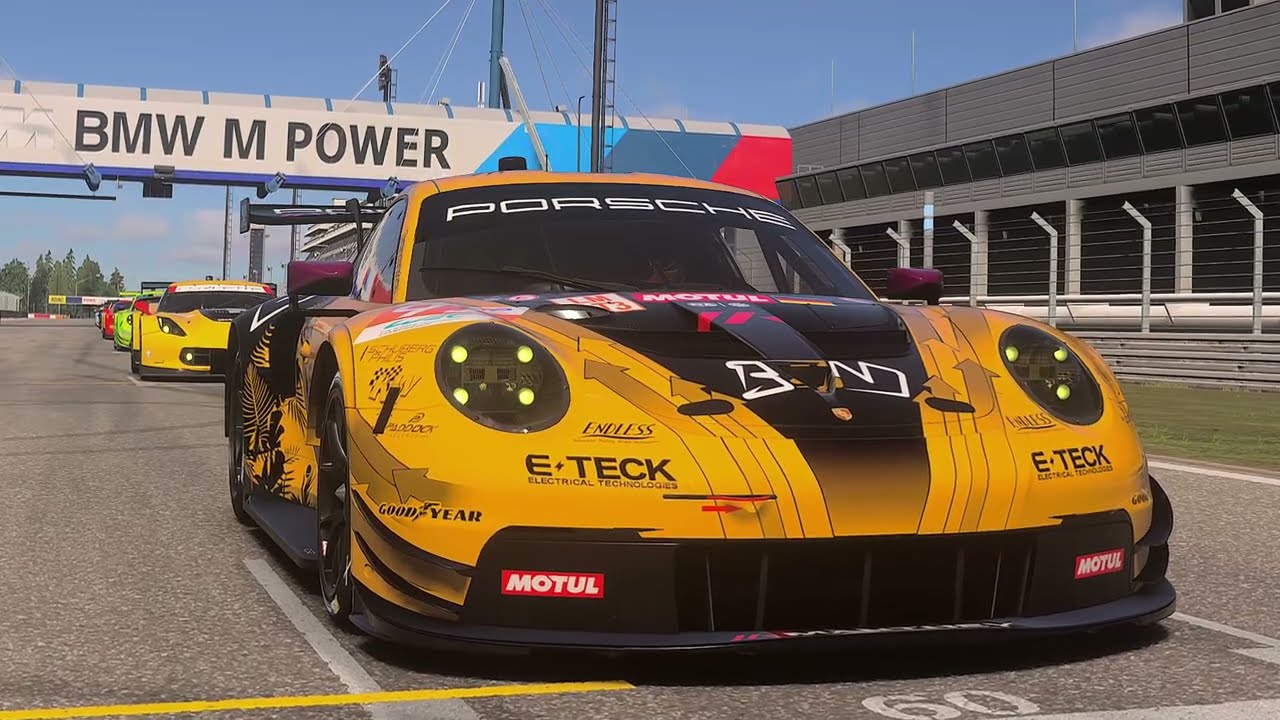 SURVIVING THE NORDSCHLEIFE ON FORZA! GT2 Spec Multiplayer | Forza Motorsport Update 13