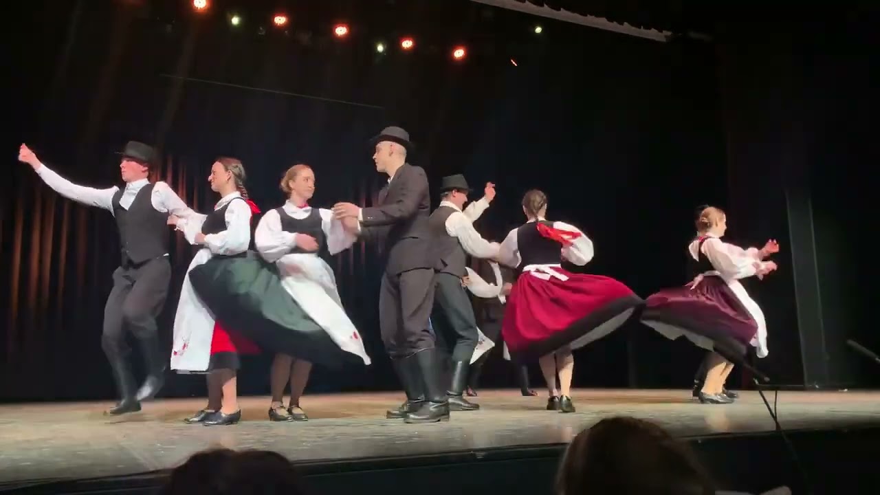 Budai Babszem 2023 - Kölpényi táncok