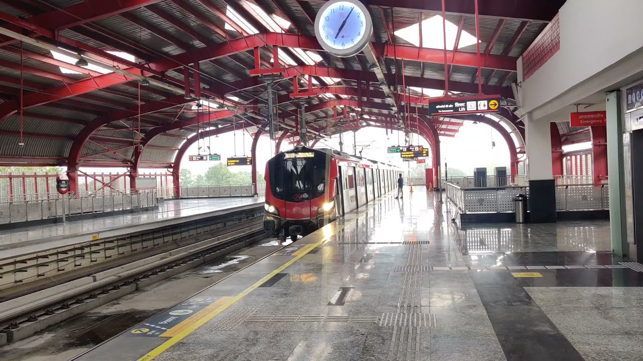 Alambagh Bus Stand Metro Station tour | Lucknow Metro