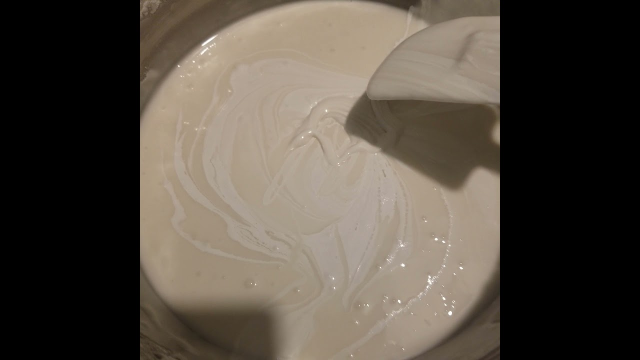 Adding white food coloring to fresh royal icing