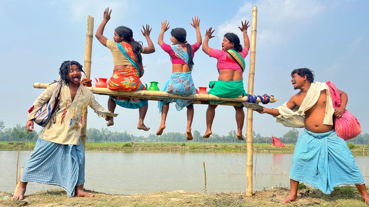 ভিখারি একাই দুই বৌদিকে কাবু করে দিল😆Very New Bindas Hasir Comedy @bongmental4973 