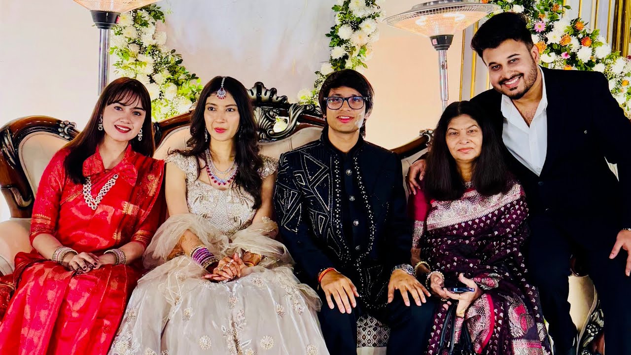 Sourav Joshi ka RECEPTION VLOG 😍 Guess Kon Kon Mila ?
