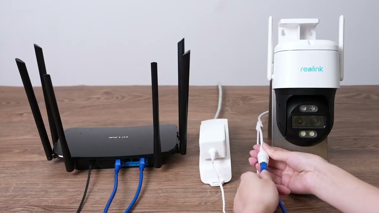 Instacam Reolink TrackMix WiFi Unboxing & Setup Video