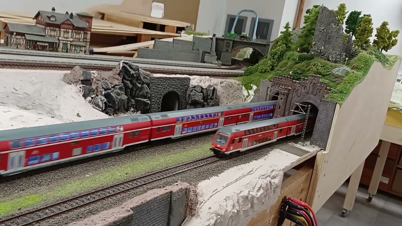 Diesellokomotive BR 218 bei der Arbeit - Teil 2