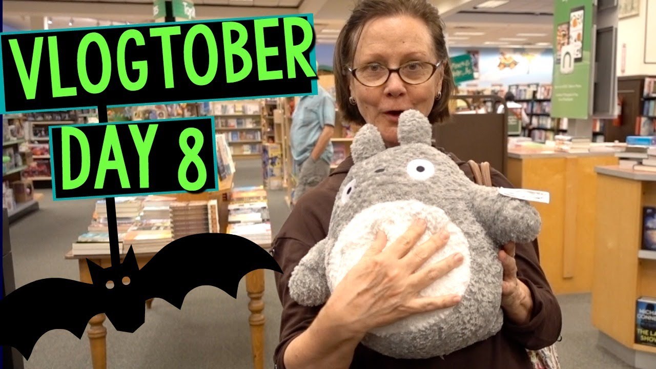 Vlogtober Day 8: COFFEE, BARNES & NOBLE & MOISTURIZERS|Dr Dray