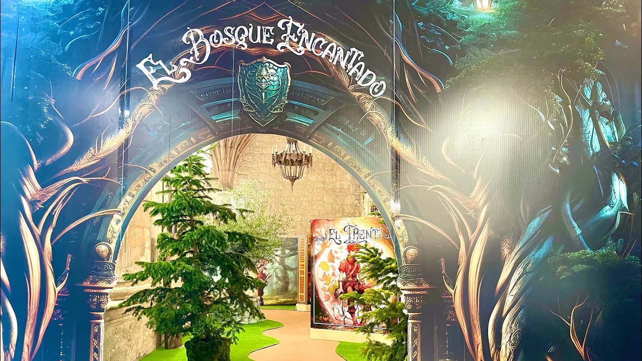 Feliz Navidad 🎄 Bosque Maravilloso Encantado Mágico Ensueño Espectacular Burgos XVI Salón Libro