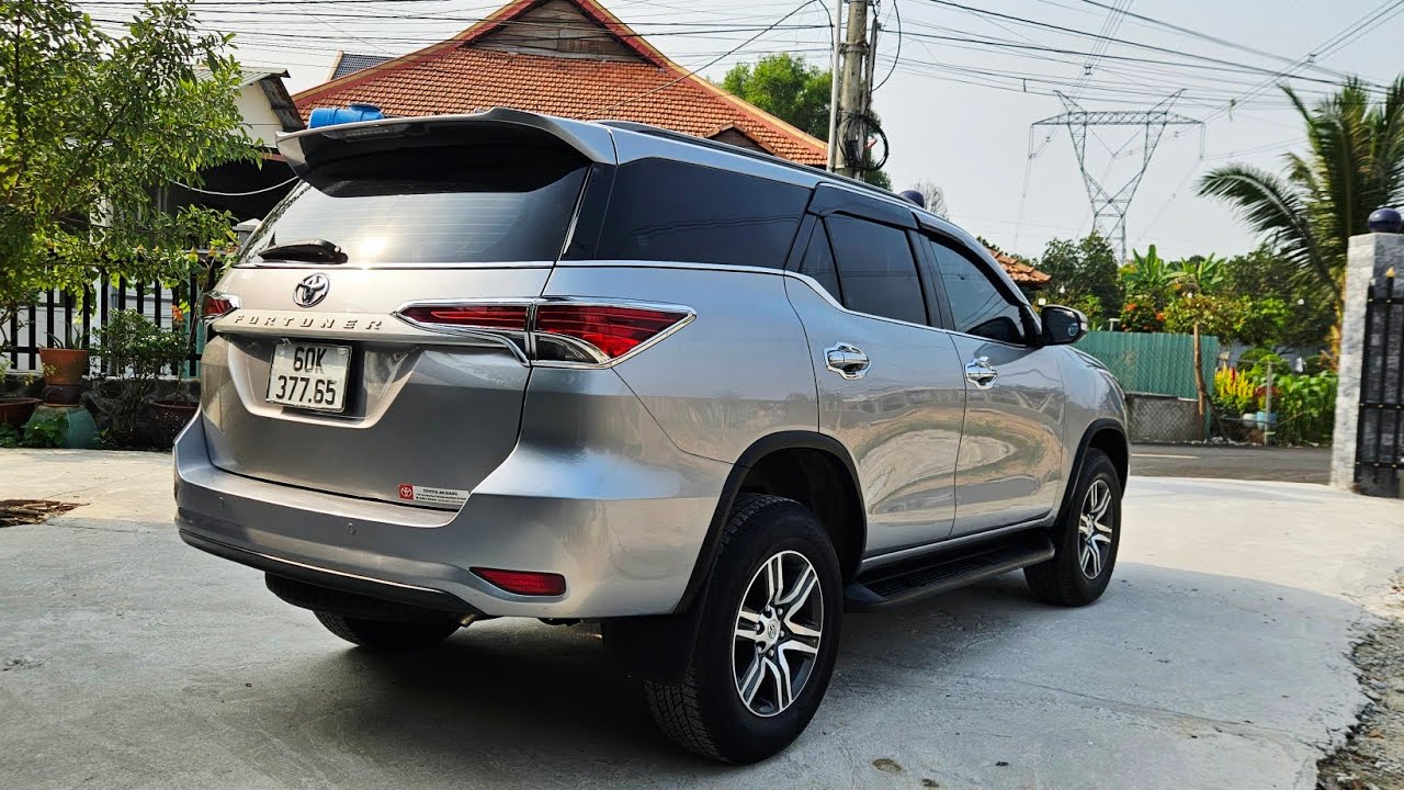 Fortuner 2016 máy dầu mẫu mới lh 0972.100.321 chuẩn GĐ xe đẹp SUV 7 chổ gầm cao