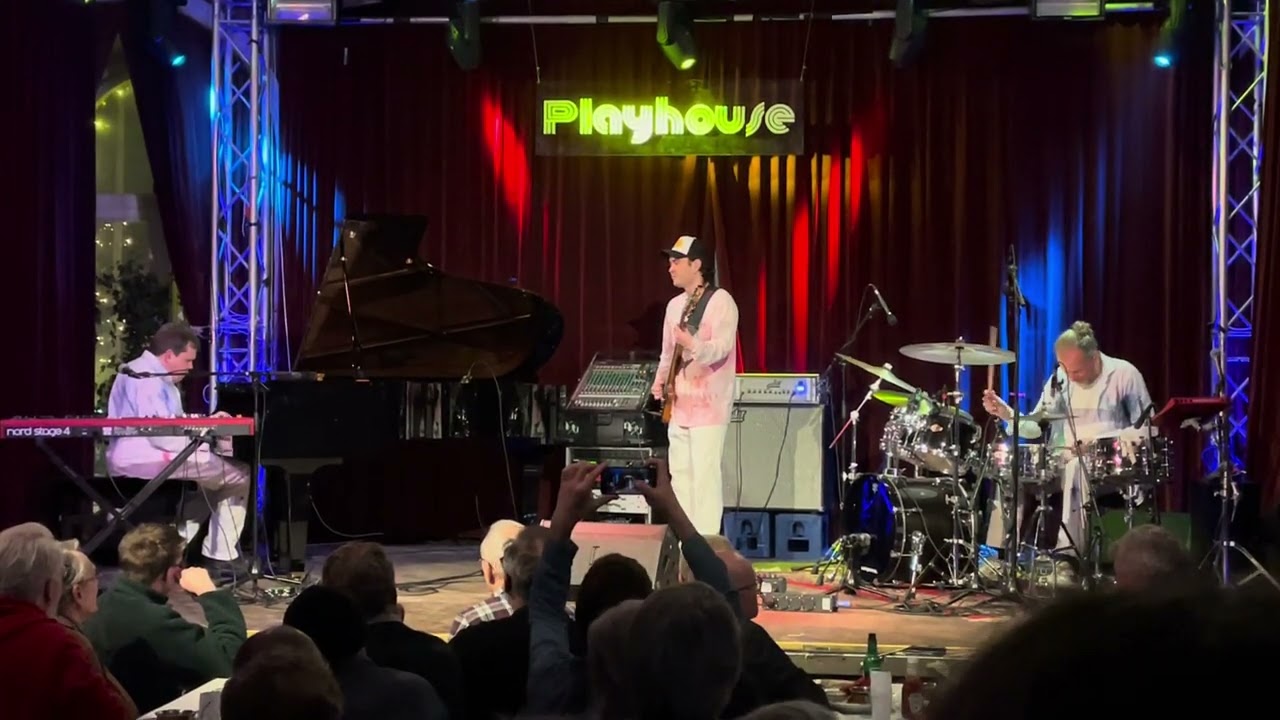 Mats/Morgan/Henrik @ Playhouse