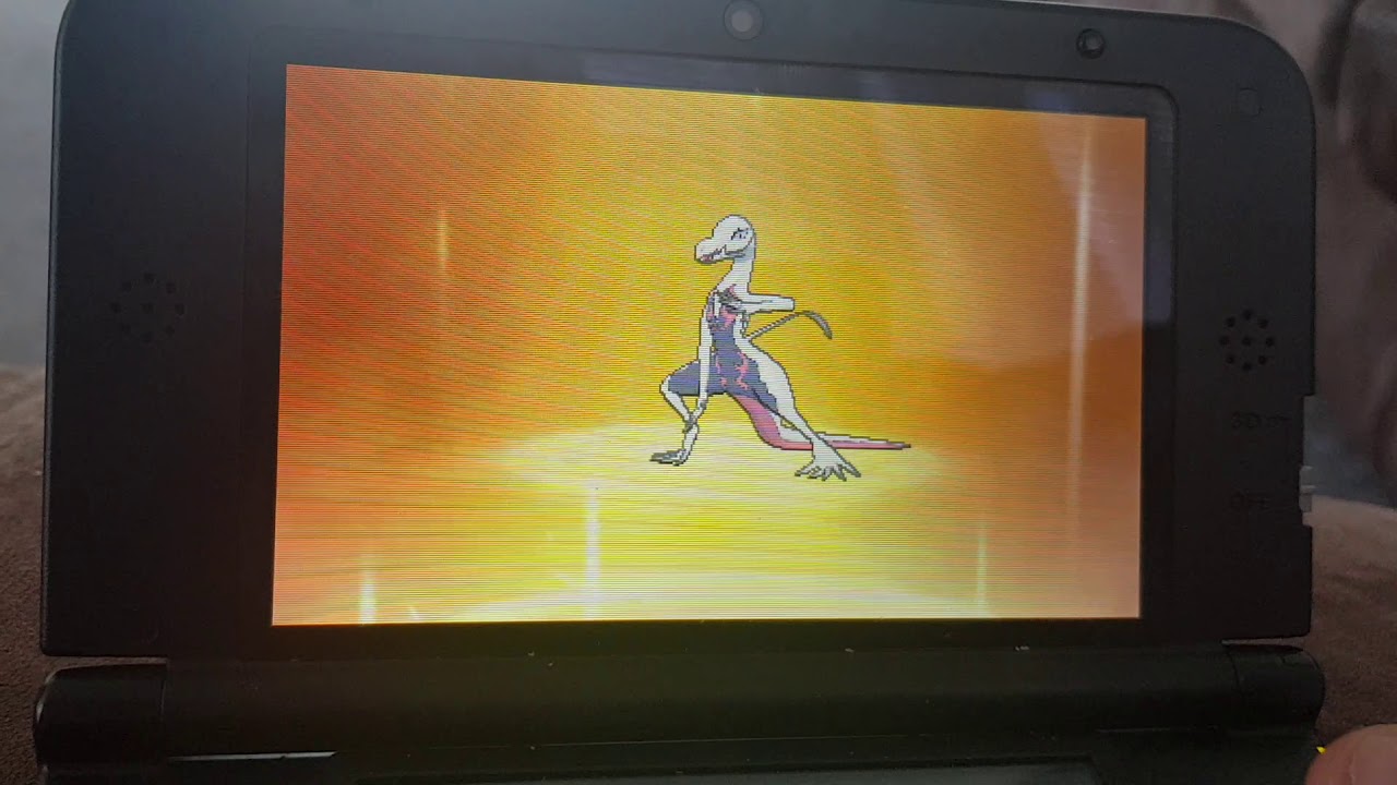 Shiny Female Salandit Evolves Into Salazzle