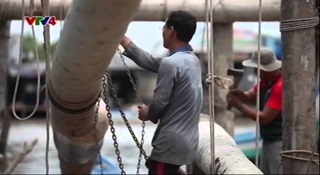 Ký sự Đất biển Cà Mau - Tập 2: Mưu sinh nghề đóng đáy