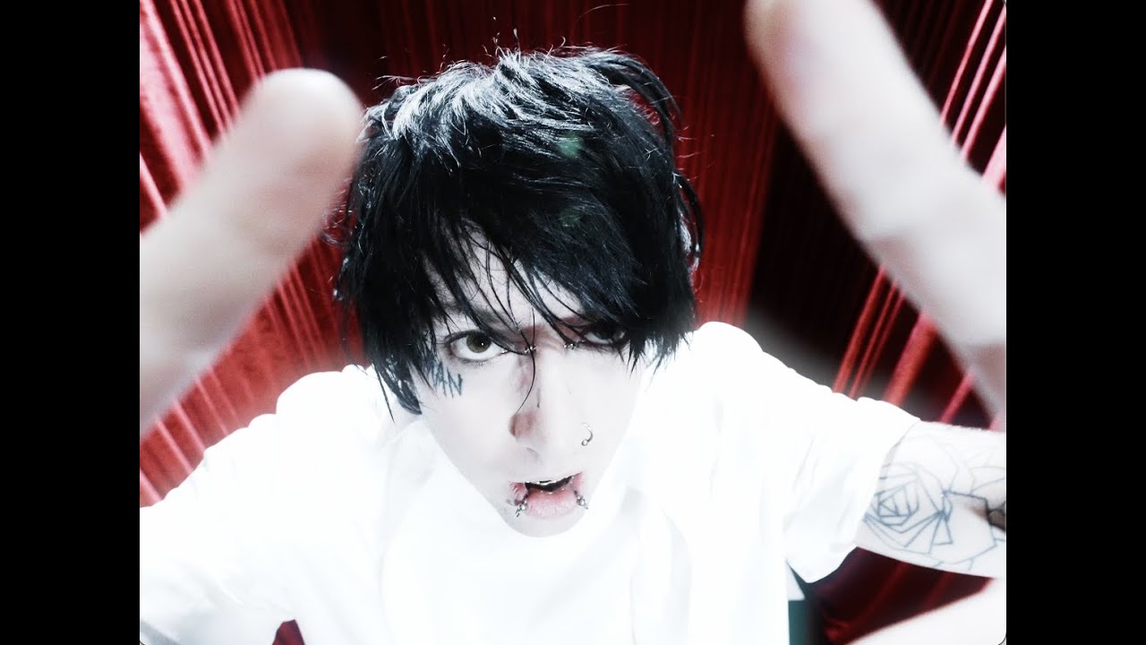Mad Kelly - tetherball (Official Music Video)