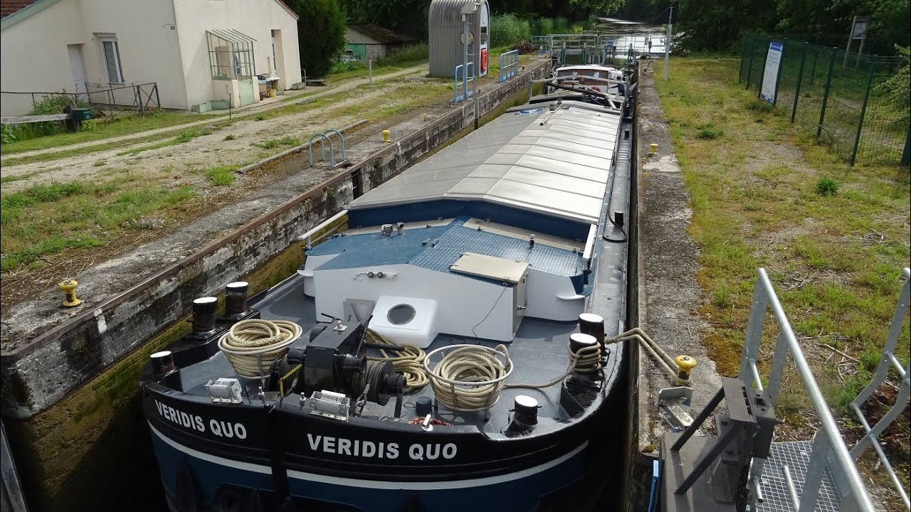 Péniche VERIDIS QUO