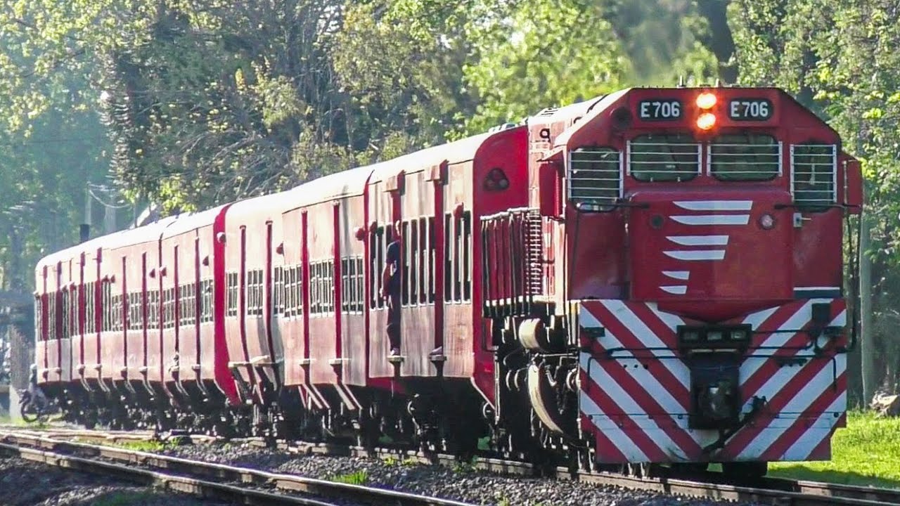 EMD G22 E706 entre Munro y Florida