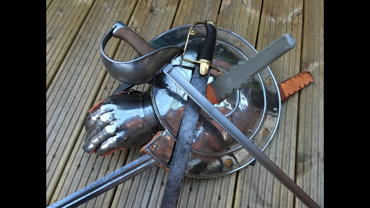 New Toys! Lantern shield, Artillery Hanger & Easton MkIII sabre!