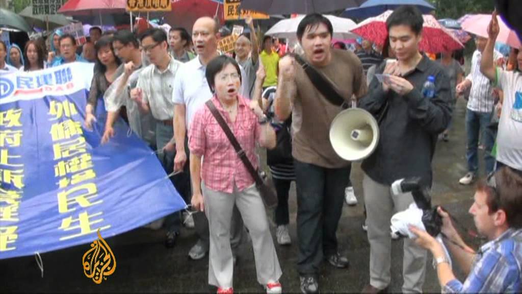 Hong Kong challenges maid residency ruling