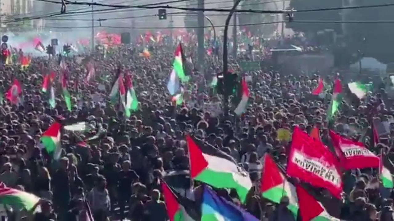 ROMA, l'enorme corteo per GAZA attraversa la città. Gli organizzatori: 