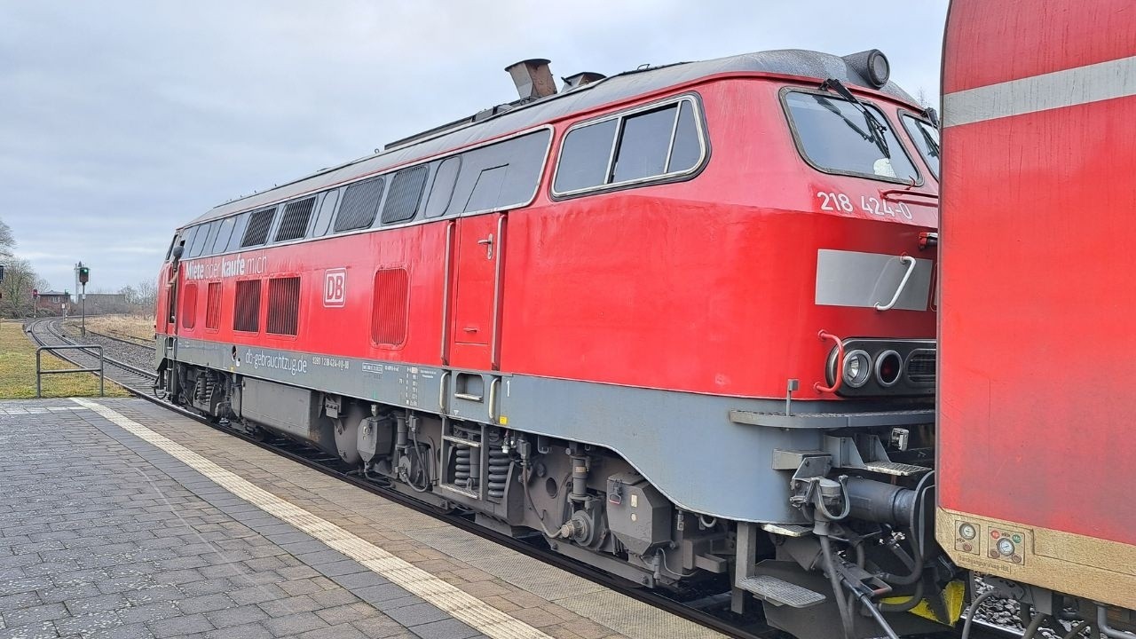 Germany: Two DB Regio Class 218 'Rabbit' diesels at Schonberg working Lubeck to Bad Kleinen services