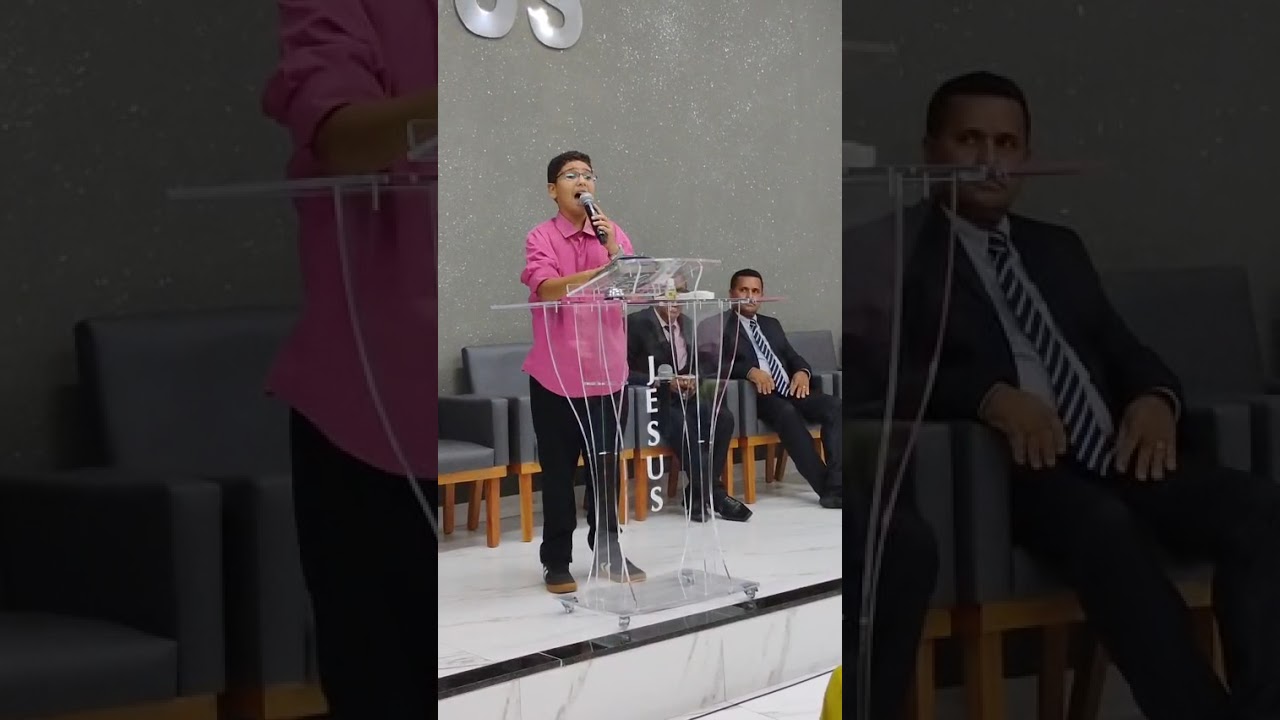 Toda honra e glória seja sempre a Deus 🙌🏽.Que o Senhor continue te usando nesta terra meu filho.