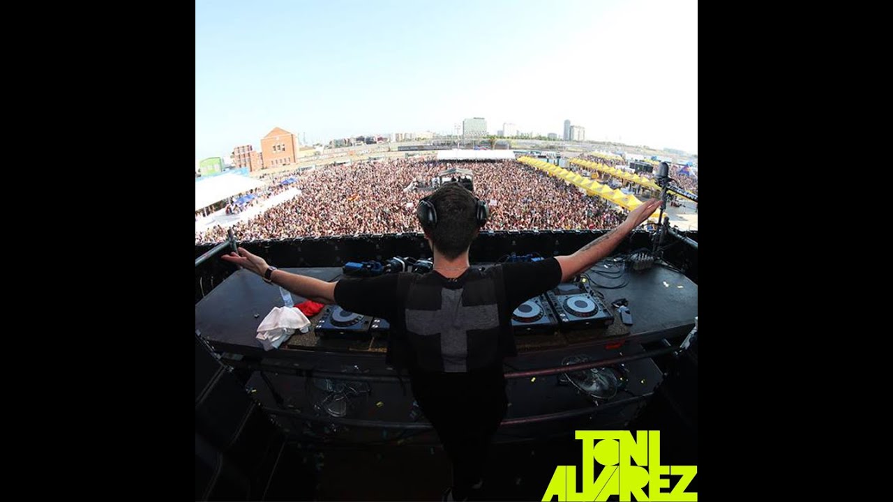 Toni Alvarez Presents Yearmix 2015