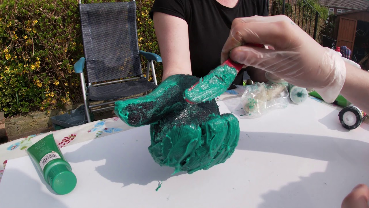 How to make an underwater hockey glove