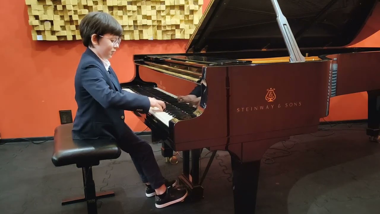 Zimowy ogród z sikorką –Janina Garścia, performed by Samuel Czyż